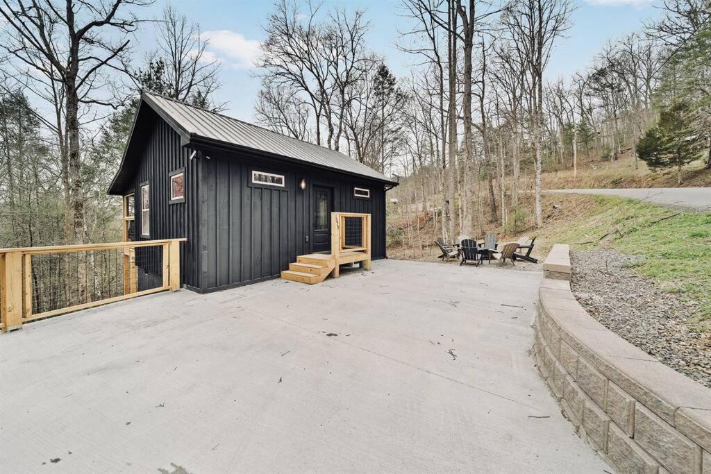 Honeymoon Couples Secluded, Hot Tub, Views * Sevierville
