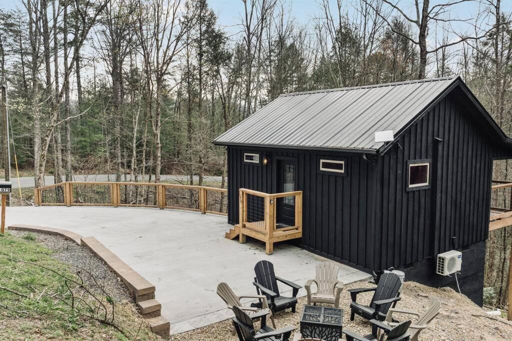 Honeymoon Couples Secluded, Hot Tub, Views Holiday home