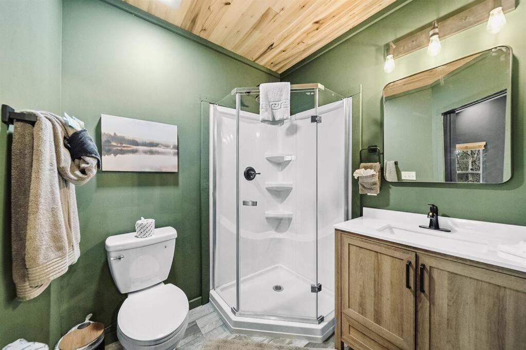 Honeymoon Couples Secluded, Hot Tub, Views * Sevierville
